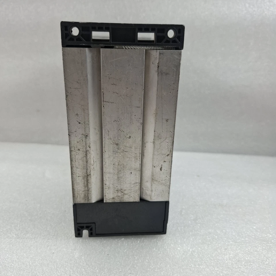 Danfoss 132F0018 VLT Micro Drive 0.75 KW 1.0 HP